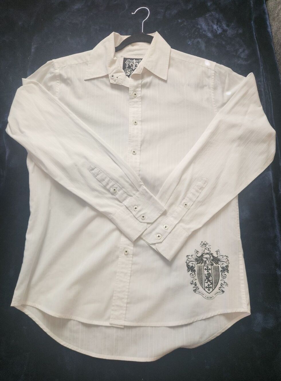Source DNM Men's Medium White Graphic Button Front Shirt Fleur De Lis Wings